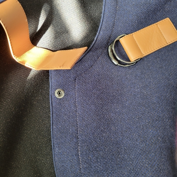 Brand new authentic Chloé cape - Picture 4 of 6